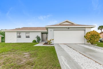 353 Florida Pkwy Kissimmee, FL 34743